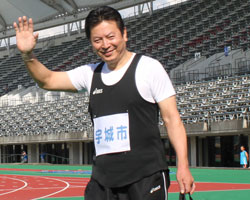 熊本県民総合運動公園陸上競技場にて